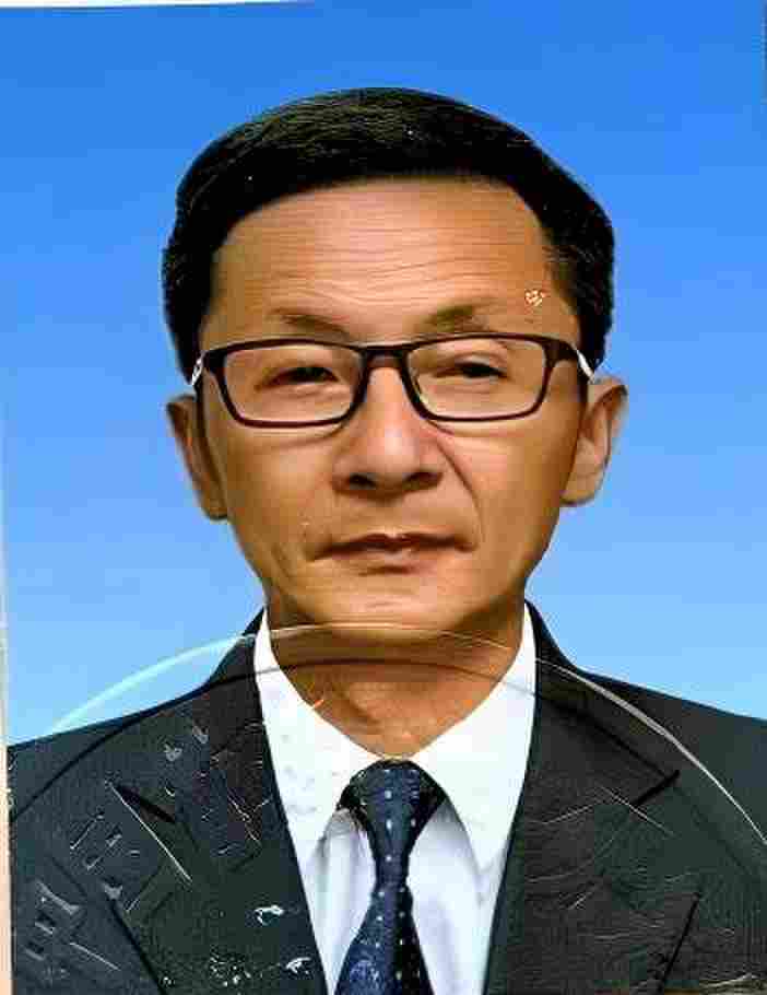 周晔.jpg